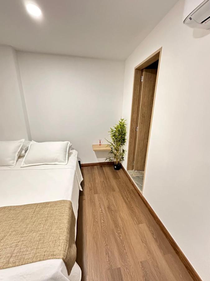 Comodas Y Modernas Con Bano Privado 2 Y 3 Personas En La 70 Laureles Estadio Medellín