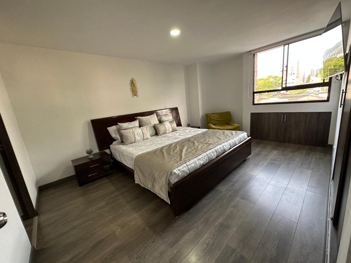 Apartamento Impresionante De 150 Metros Hasta Para 10 Personas Con Seguridad Privada 24hr Laureles - Estadio *