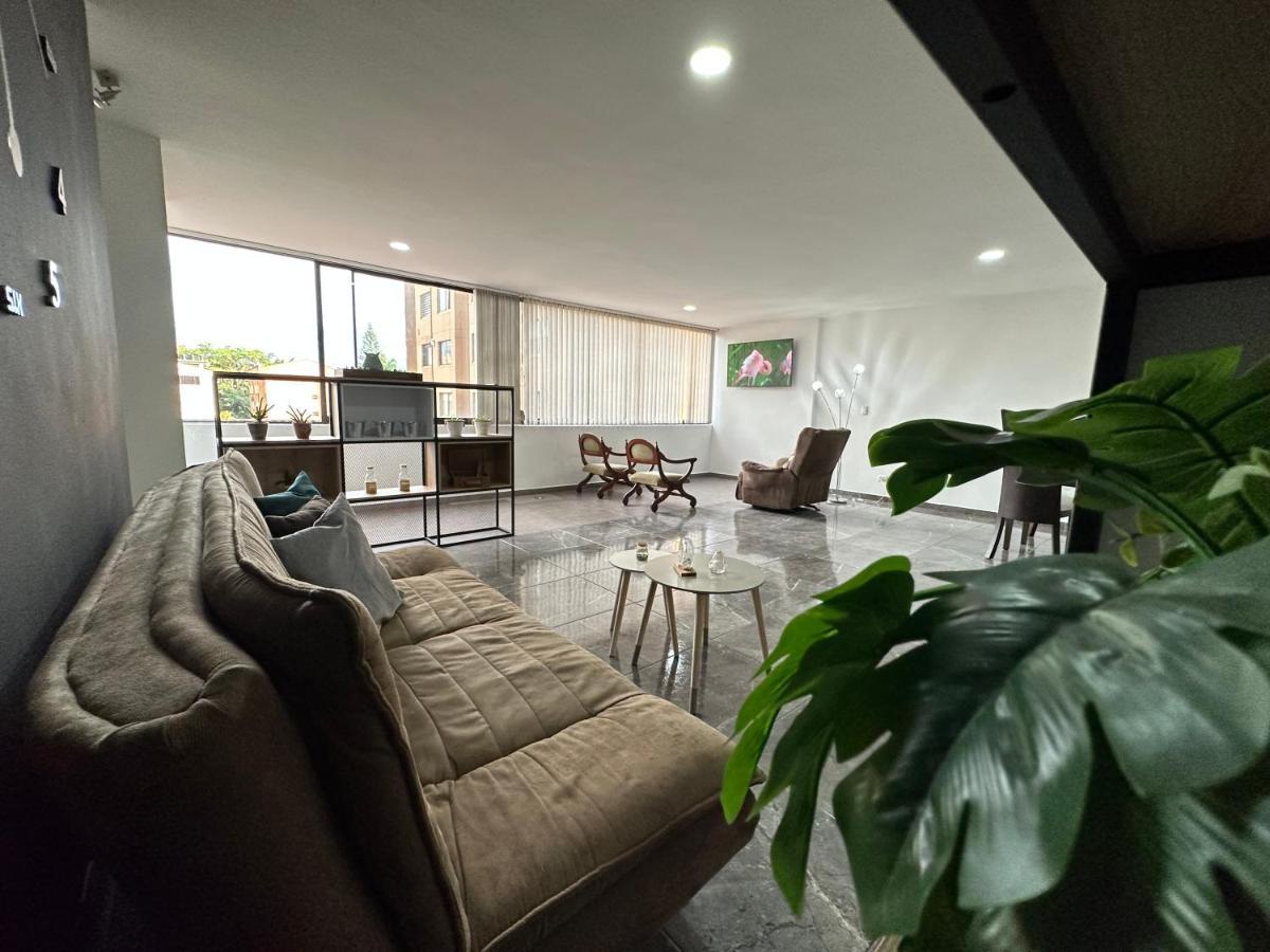 Apartamento Impresionante De 150 Metros Hasta Para 10 Personas Con Seguridad Privada 24hr Laureles - Estadio *