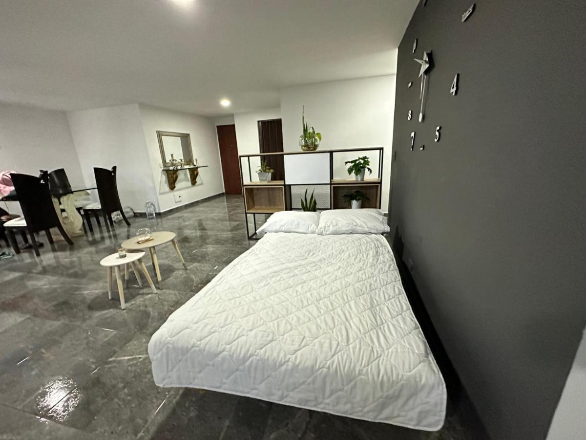 Apartamento Impresionante De 150 Metros Hasta Para 10 Personas Con Seguridad Privada 24hr Laureles - Estadio * Medellín