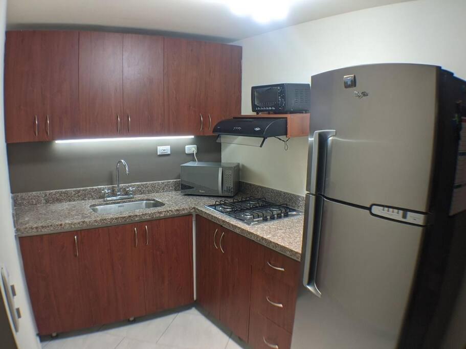 Apartamento Hermoso En Santa Lucia 202, 2 Hab *