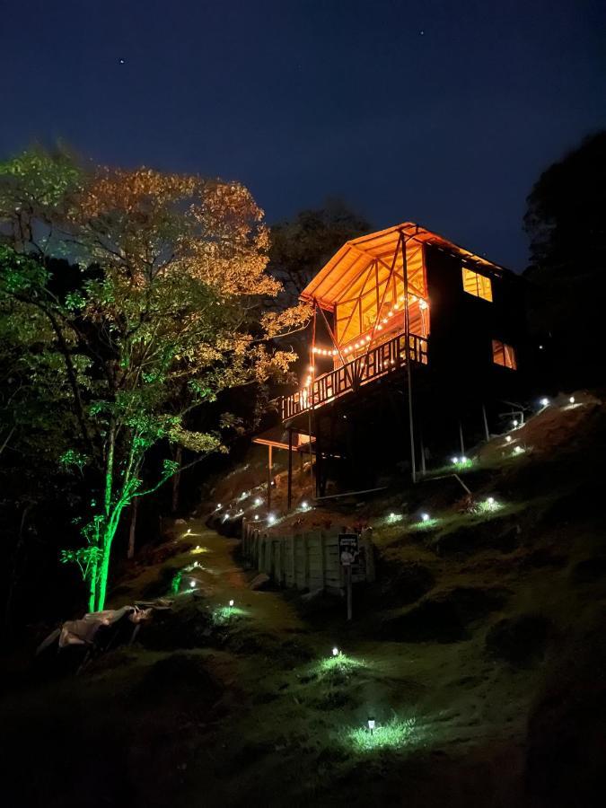 Bamboo Lodge, Vista Privilegiada A Las Montanas Camping