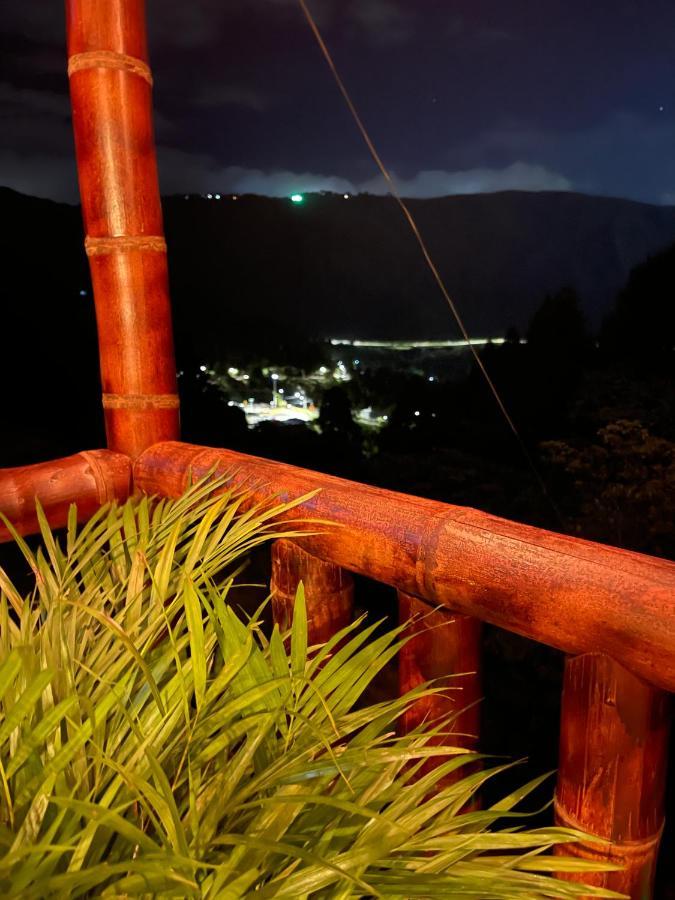 Bamboo Lodge, Vista Privilegiada A Las Montanas Camping *