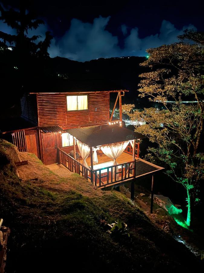 Bamboo Lodge, Vista Privilegiada A Las Montanas Camping Medellín