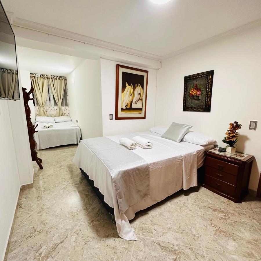 Casa Laureles * Medellín