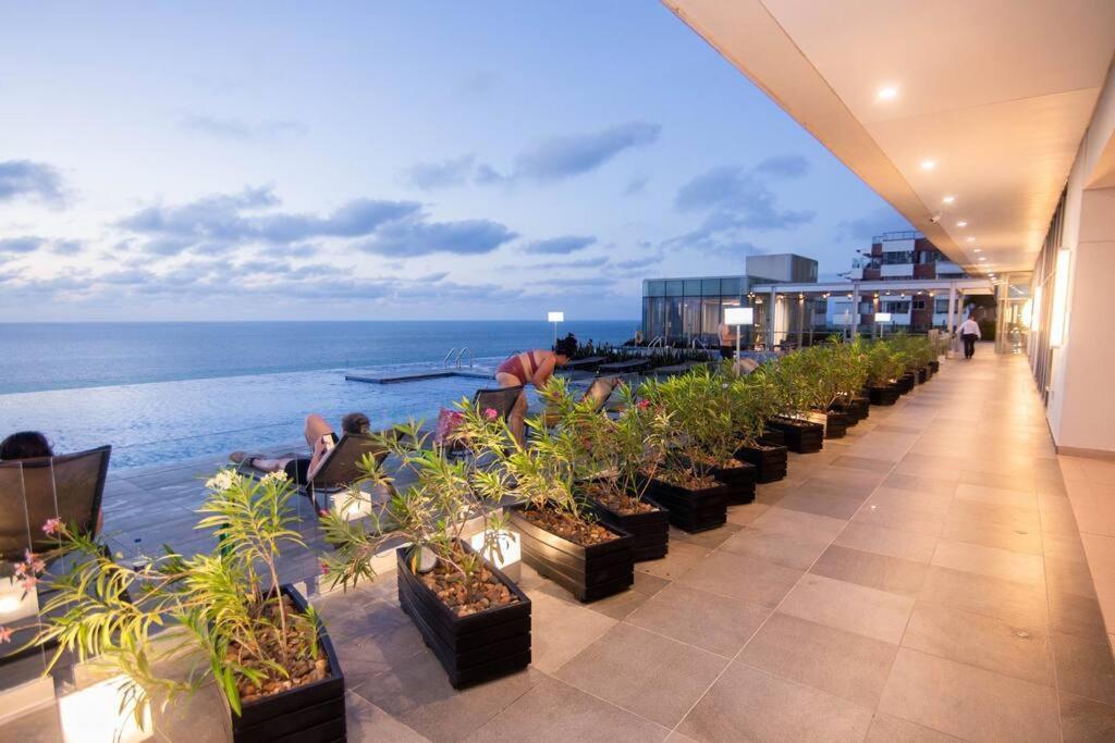 Beachfront Luxury In Bocagrande *