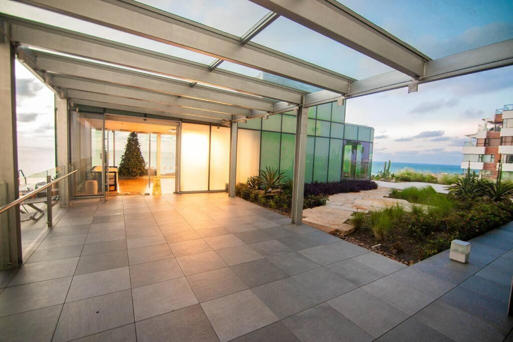 Beachfront Luxury In Bocagrande Apartamento
