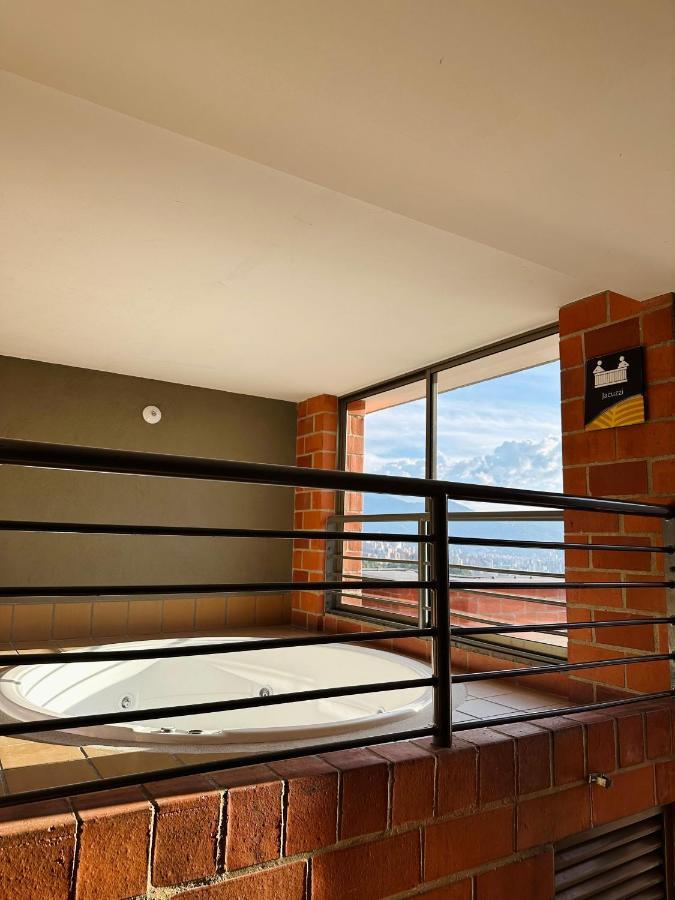 Poblado Via Las Palmas Apartment *