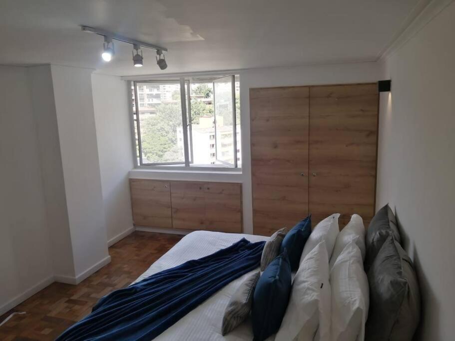 Modern Apartment-1 Block From El Poblado Park Apartamento Medellín