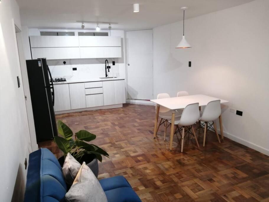 Apartamento Modern Apartment-1 Block From El Poblado Park *