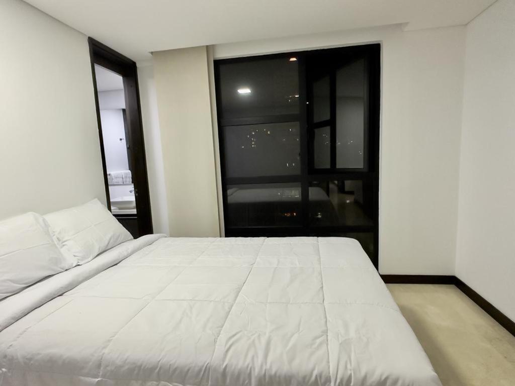 Modern Units Poblado With Stunning View Medellín