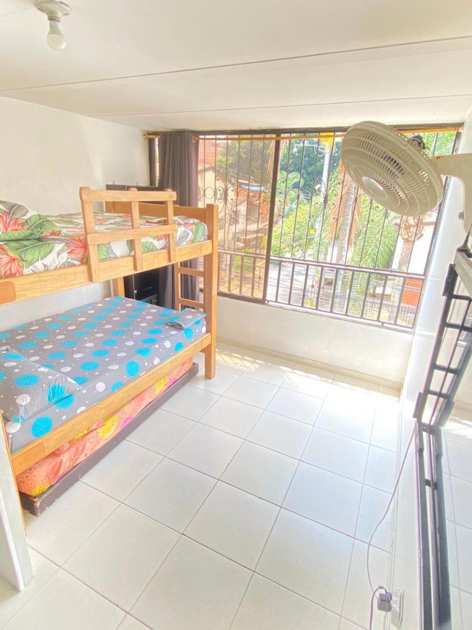 E2 Comodo Y Amplio Apartamento En Laureles Estadio 120 Mts2 *
