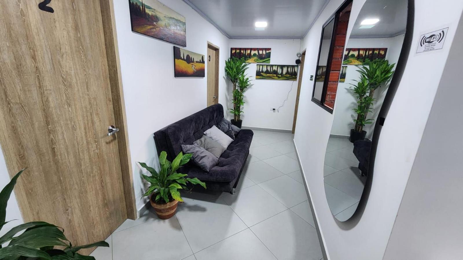 Calasanz Hotel 3*