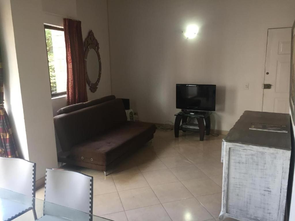 Apartamento Excelente, Moderno, Amoblado Y Bien Ubicado En Laureles, Medellín