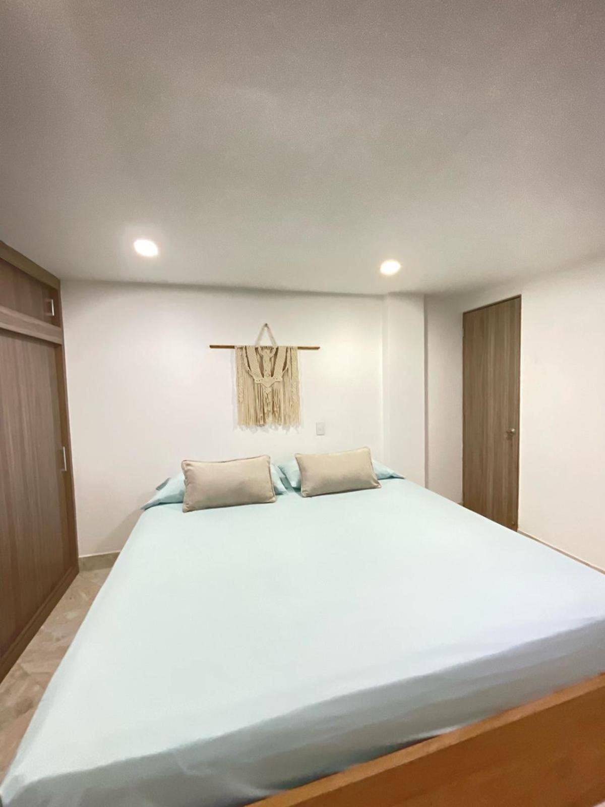 Elegante Y Hermoso En Apartamento Medellín