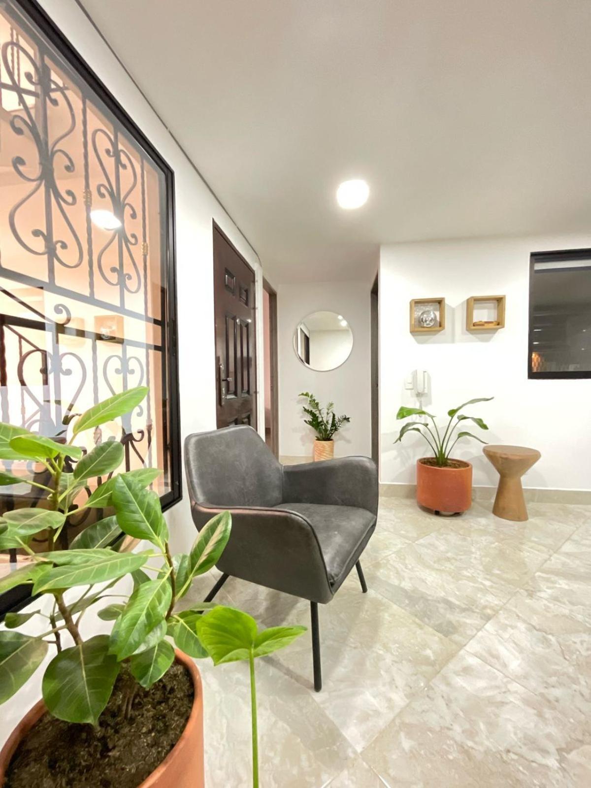 Elegante Y Hermoso En Apartamento