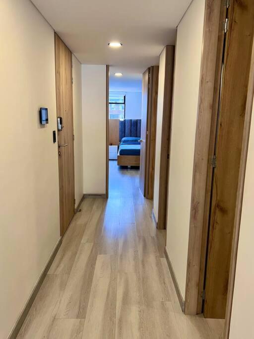Luxurious & Rustic - Up To 10 People Medellín