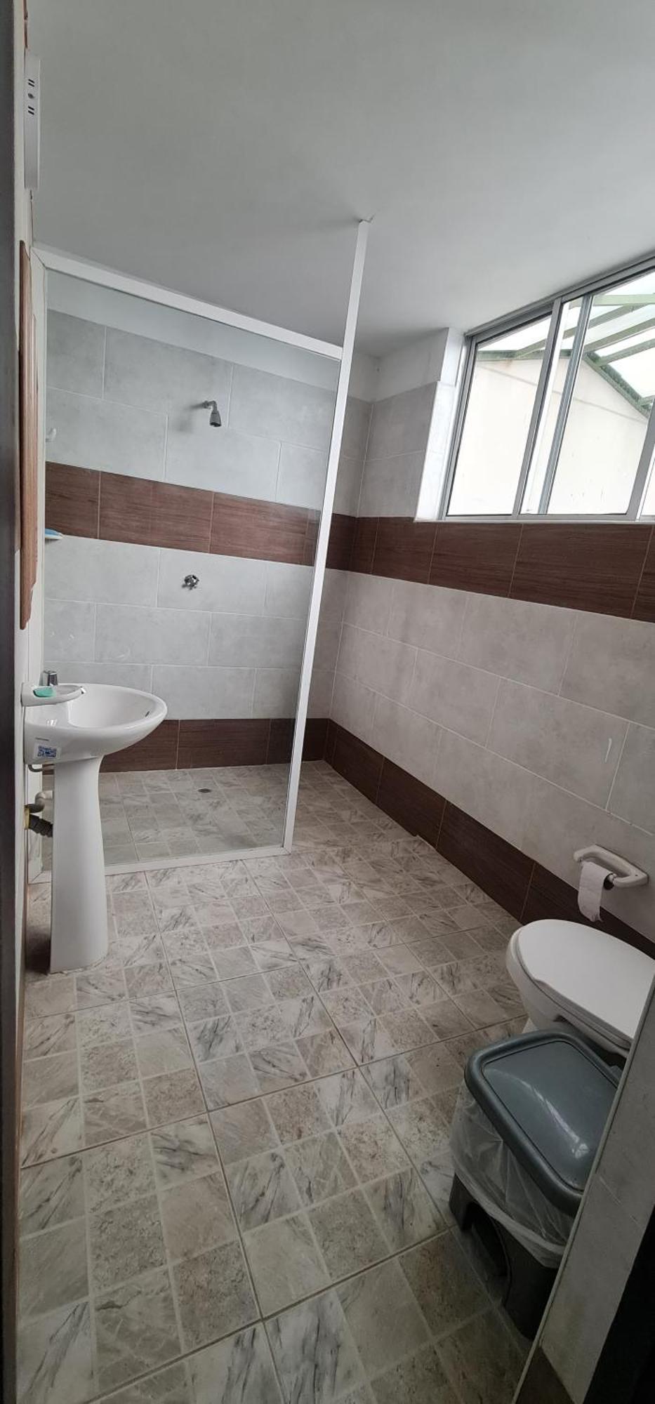 Casa Grande En El Centro De La Cuidad Medellín