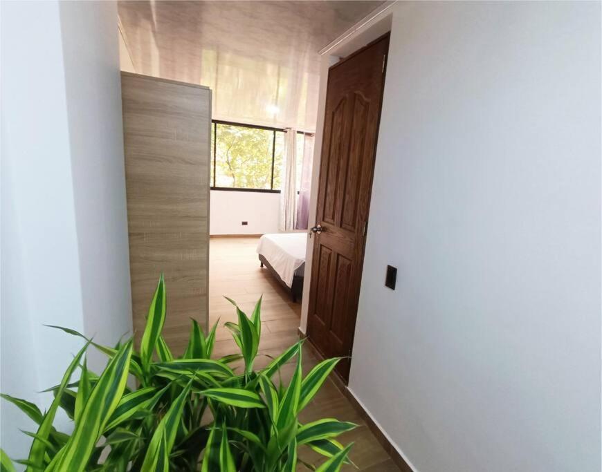 Edificio Floresta Apto 401 Apartamento *