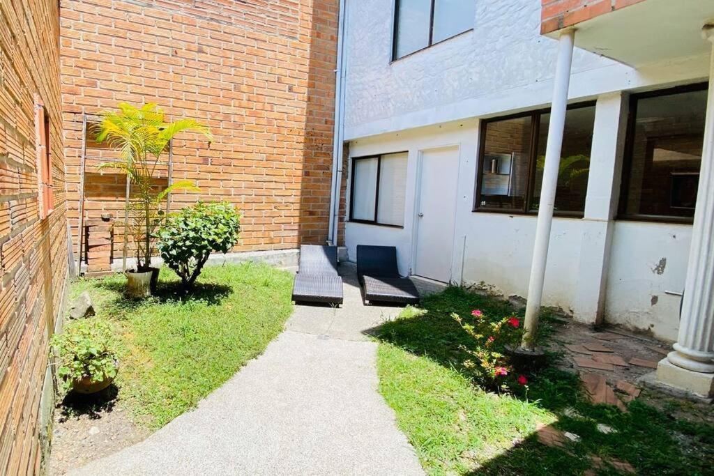 Casa Encanto Laureles! Casa Premium Con Parking- Estadio, Metro *