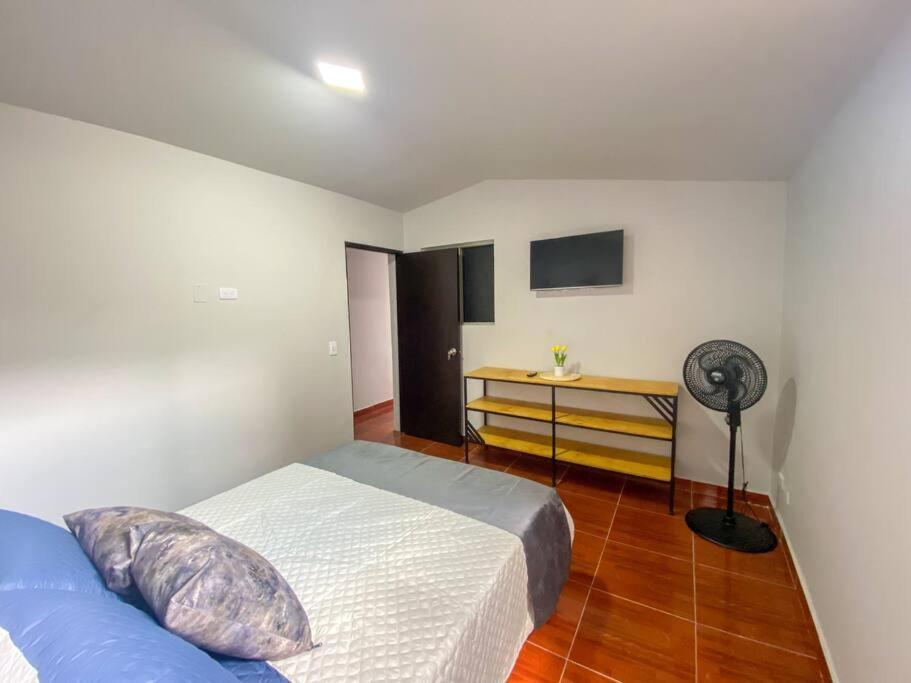 Cerca A Comuna 13 Apartamento Medellín