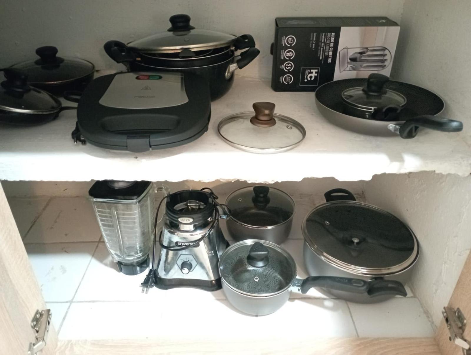 Con Bano Privado Coliving Central Cerca A Plaza Mayor Cerro Nutibara Unicentro Pensión Medellín