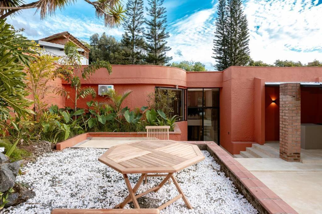 Casa Penta Notch *
