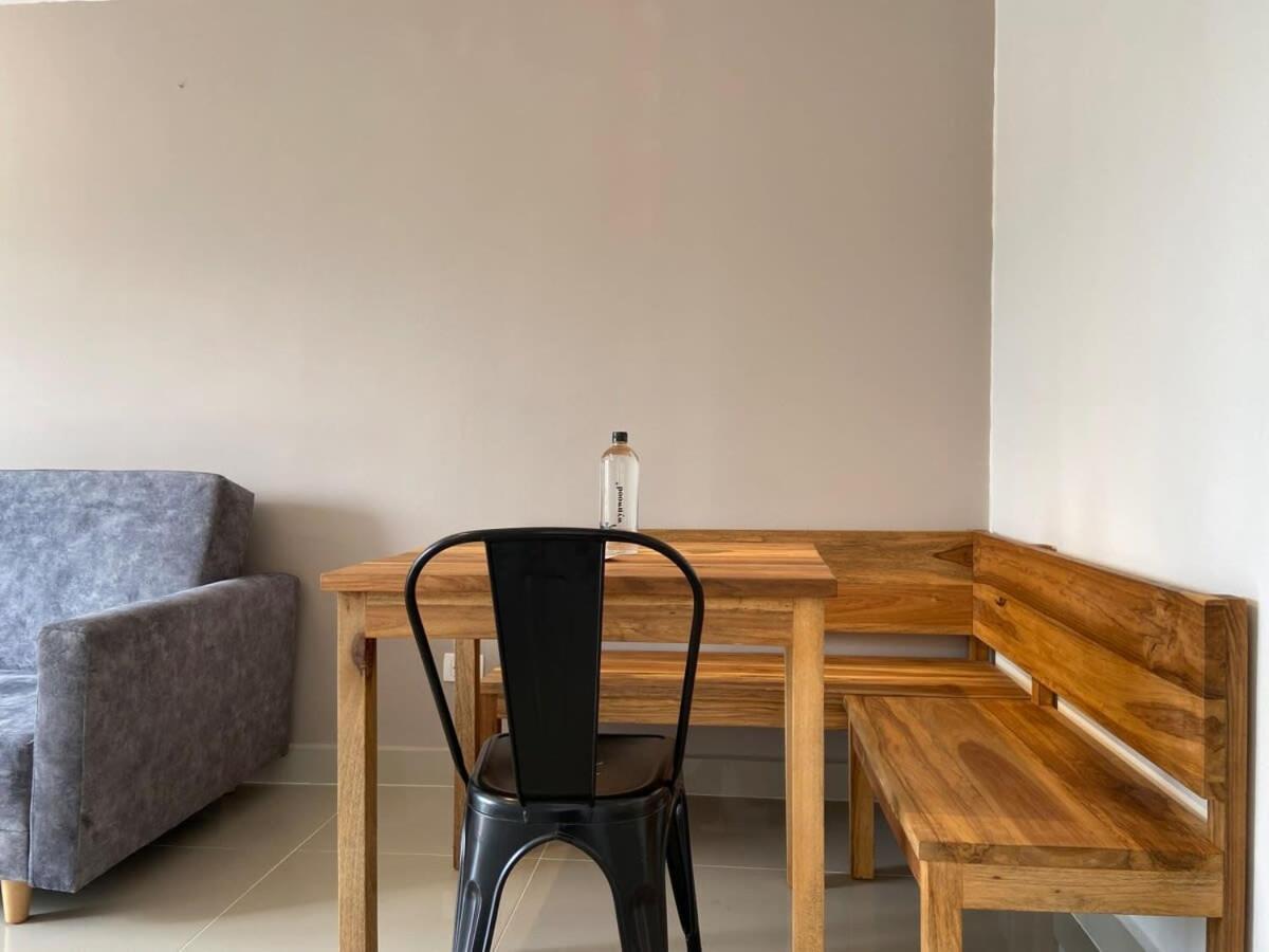 Cozy 1br With Private Terrace In *