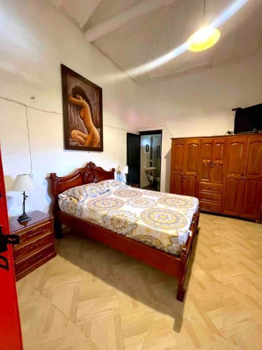 Casa Colonial De Descanso - La Casona
