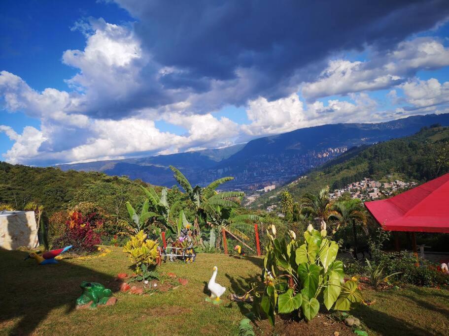 Сasa de vacaciones Casa Colonial De Descanso - La Casona Medellín