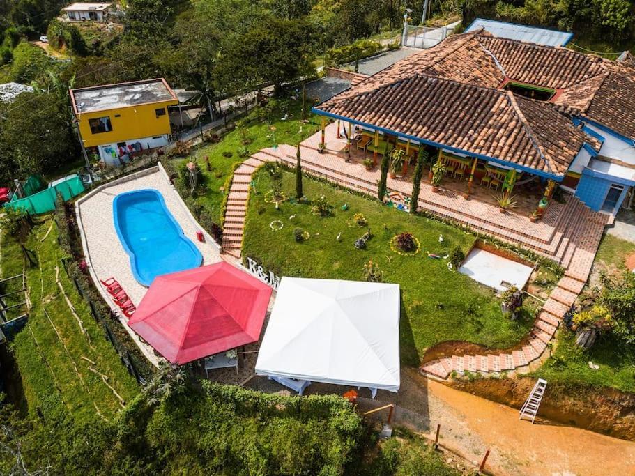 Casa Colonial De Descanso - La Casona *