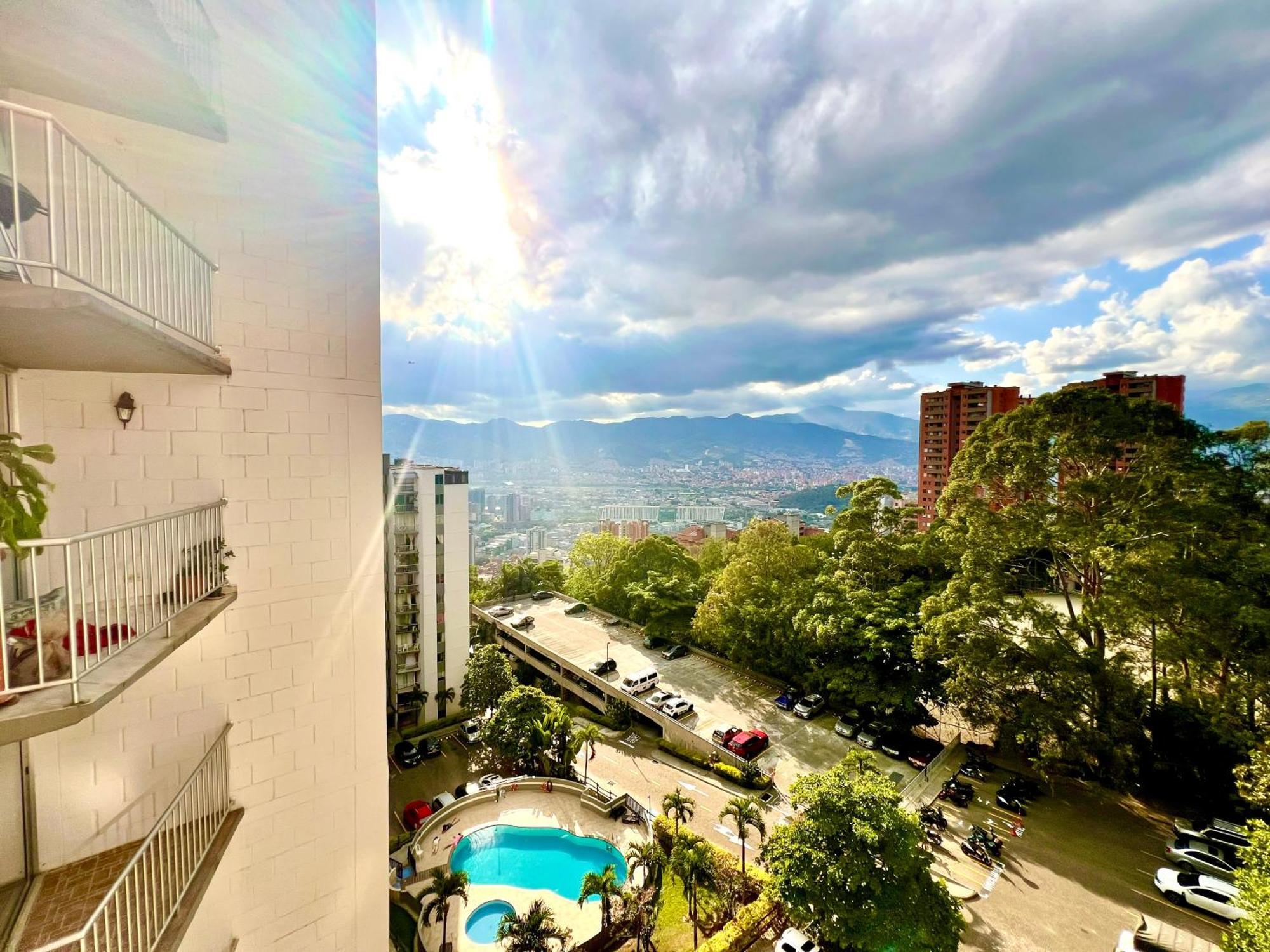 Apartamento Parque Lleras Poblado Palmas