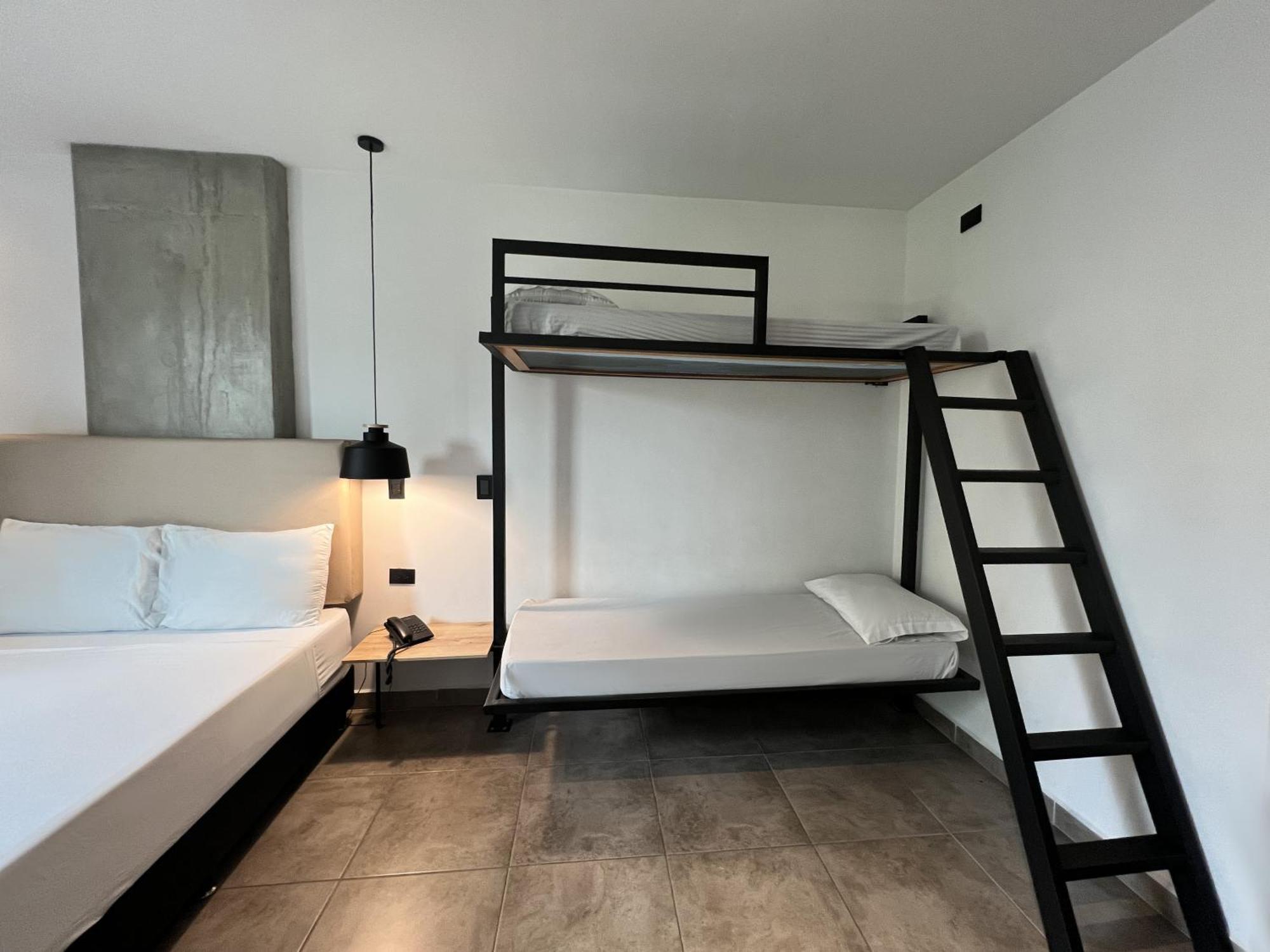 Hotel Apartahotel Medellin 3*