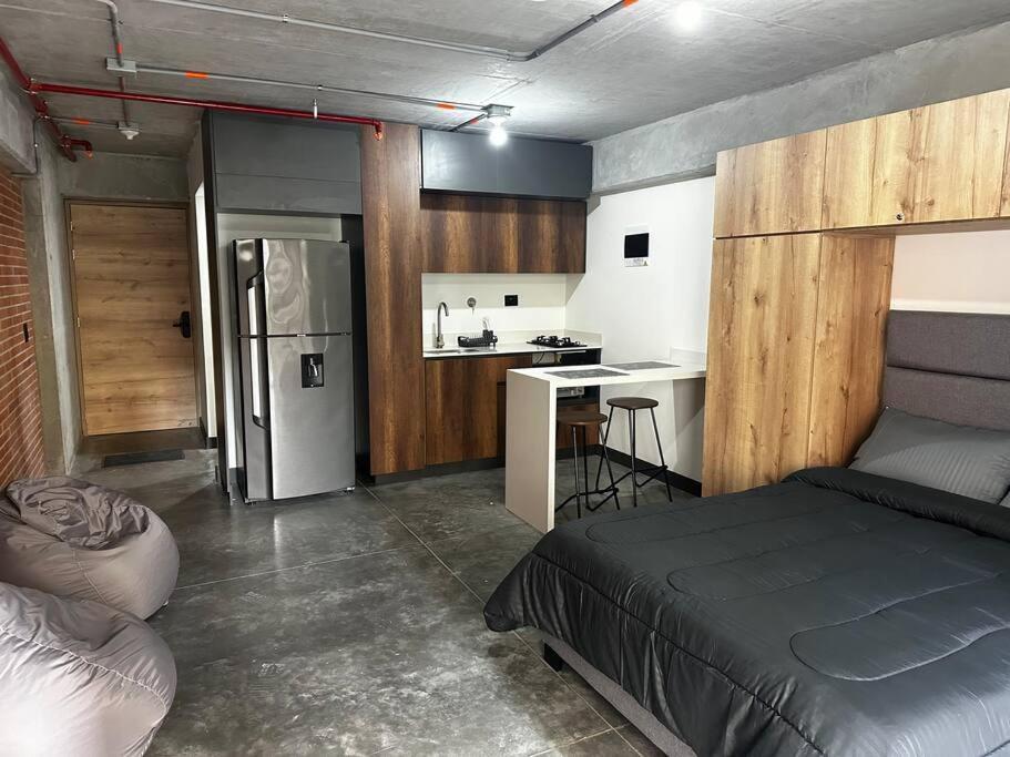 Apartaestudio En El Corazon De Medellín
