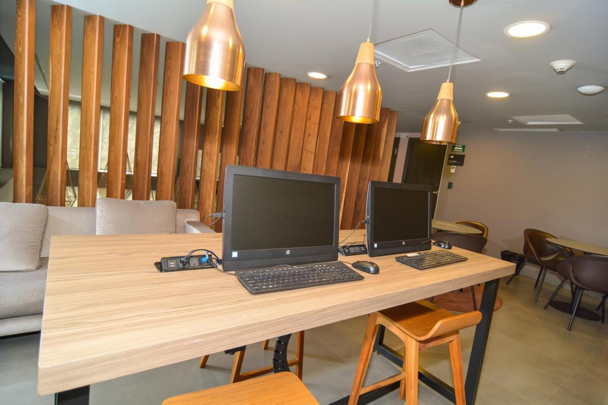 Hotel Express By Marriott Colombia 4*
