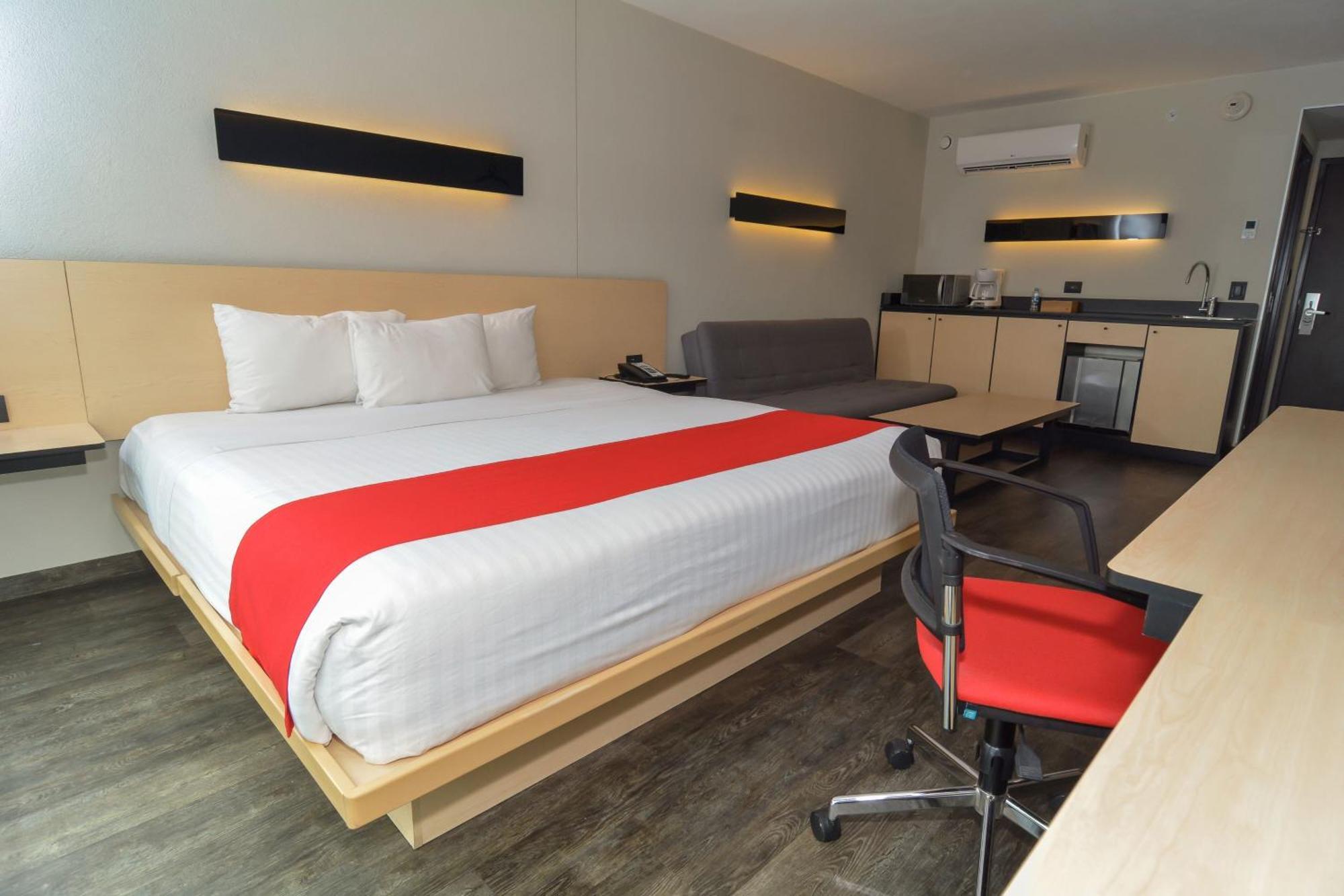 Express By Marriott Colombia Hotel Medellín
