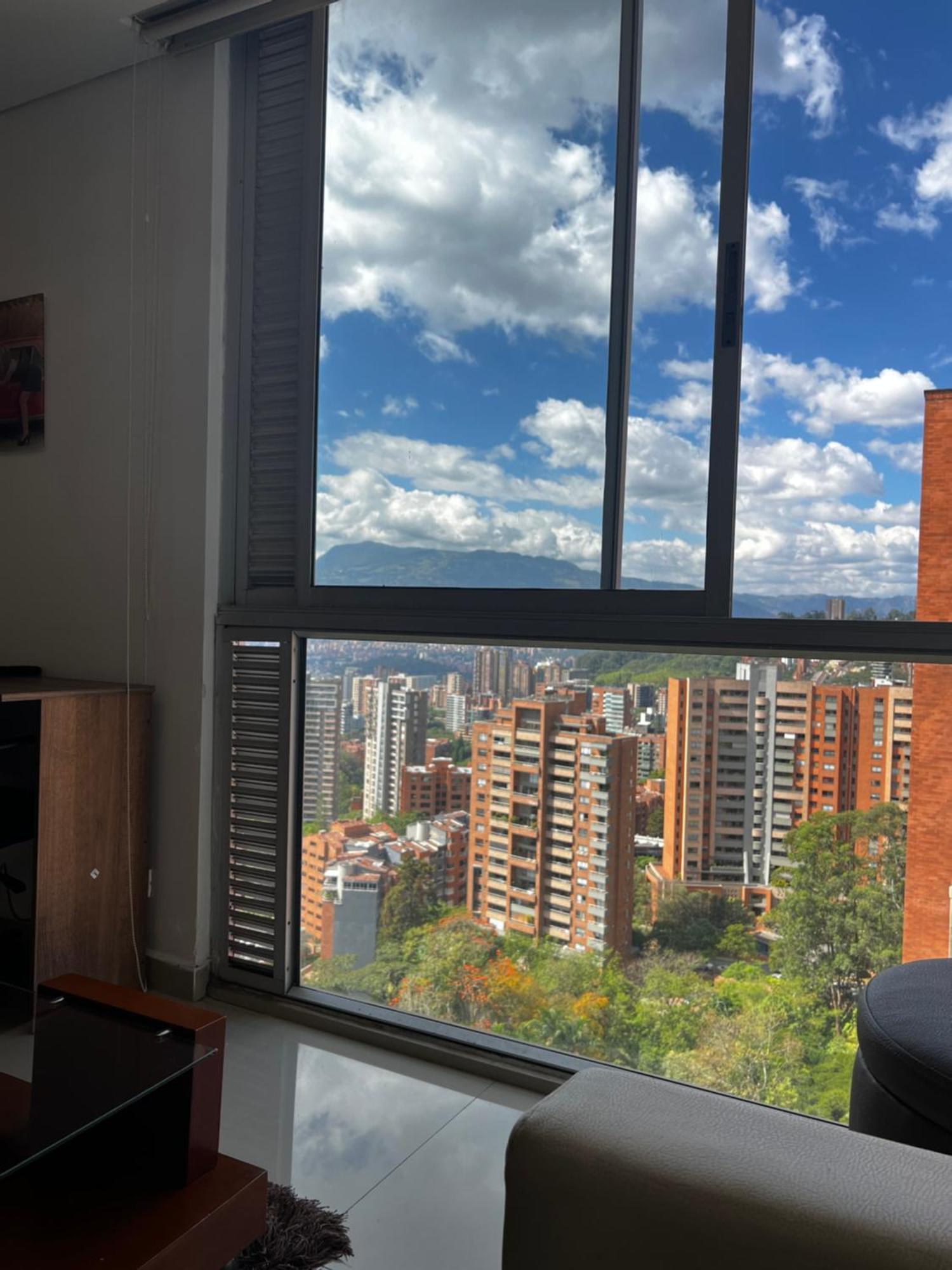 Cozy Poblado Tesoro Area Apartamento Medellín