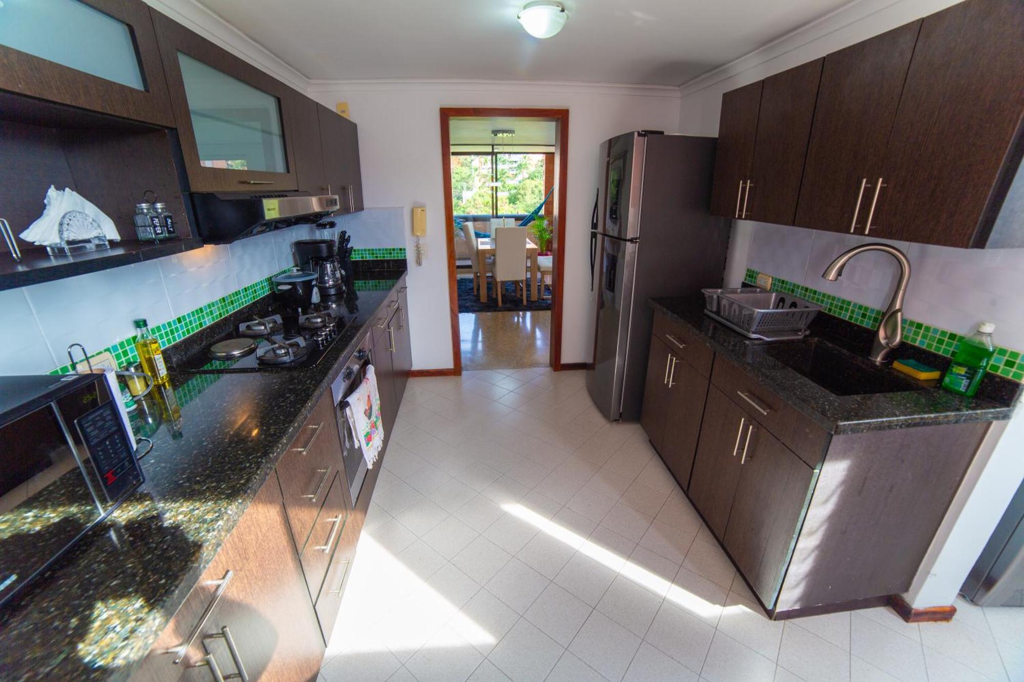 Floor W/balcony In El Poblado Apartamento *