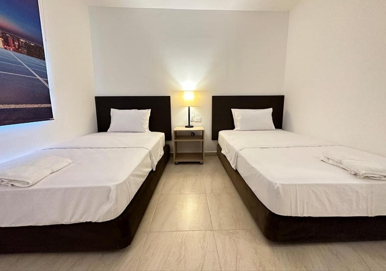 Hotel Opera, Centro Medellin, Entertainment,y Bar, Solo Adultos Medellín