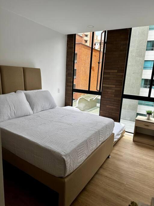 Lauret 2 En Laureles * Medellín