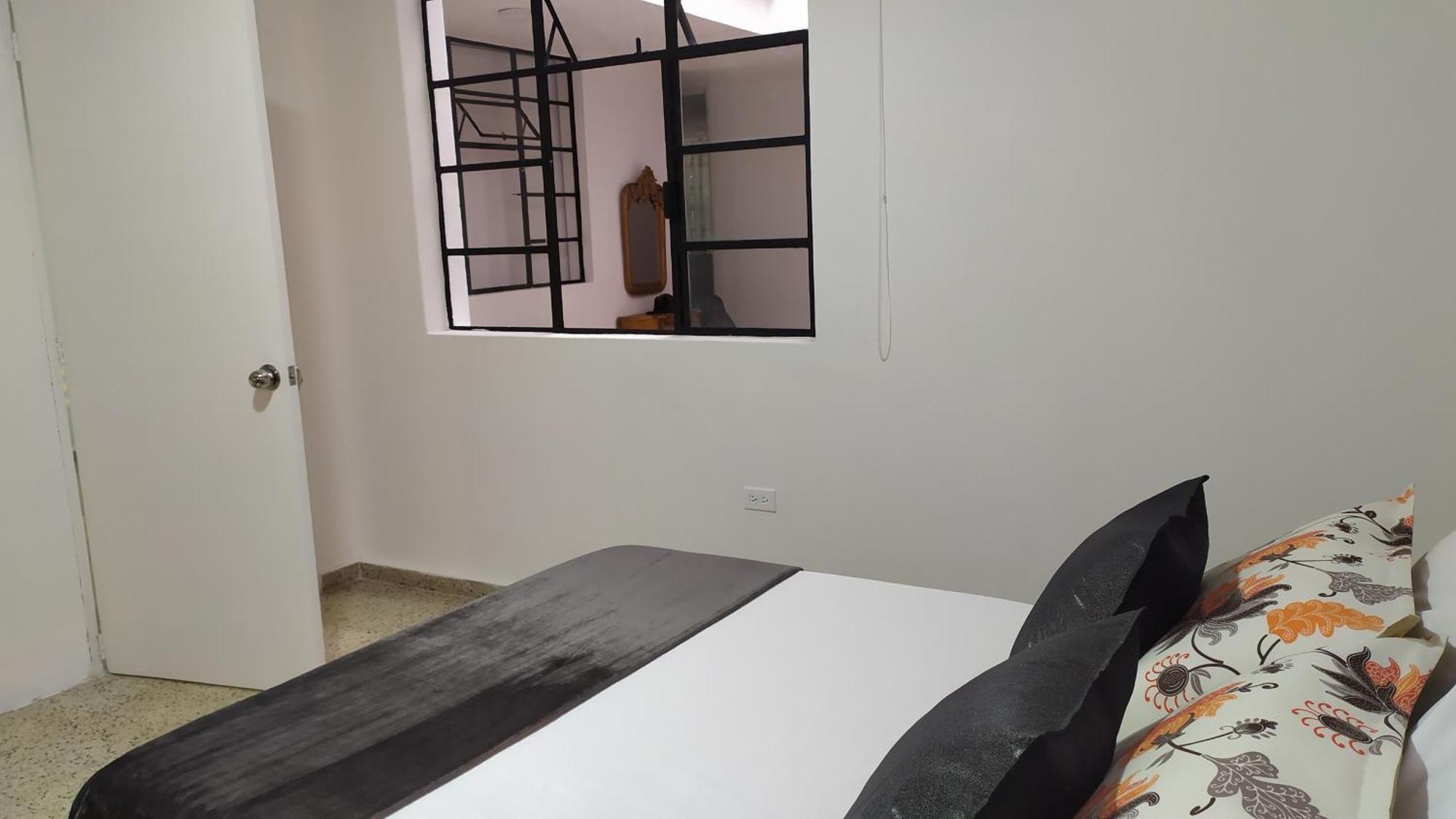 Apartamento Casa En Laureles Ideal Familias *