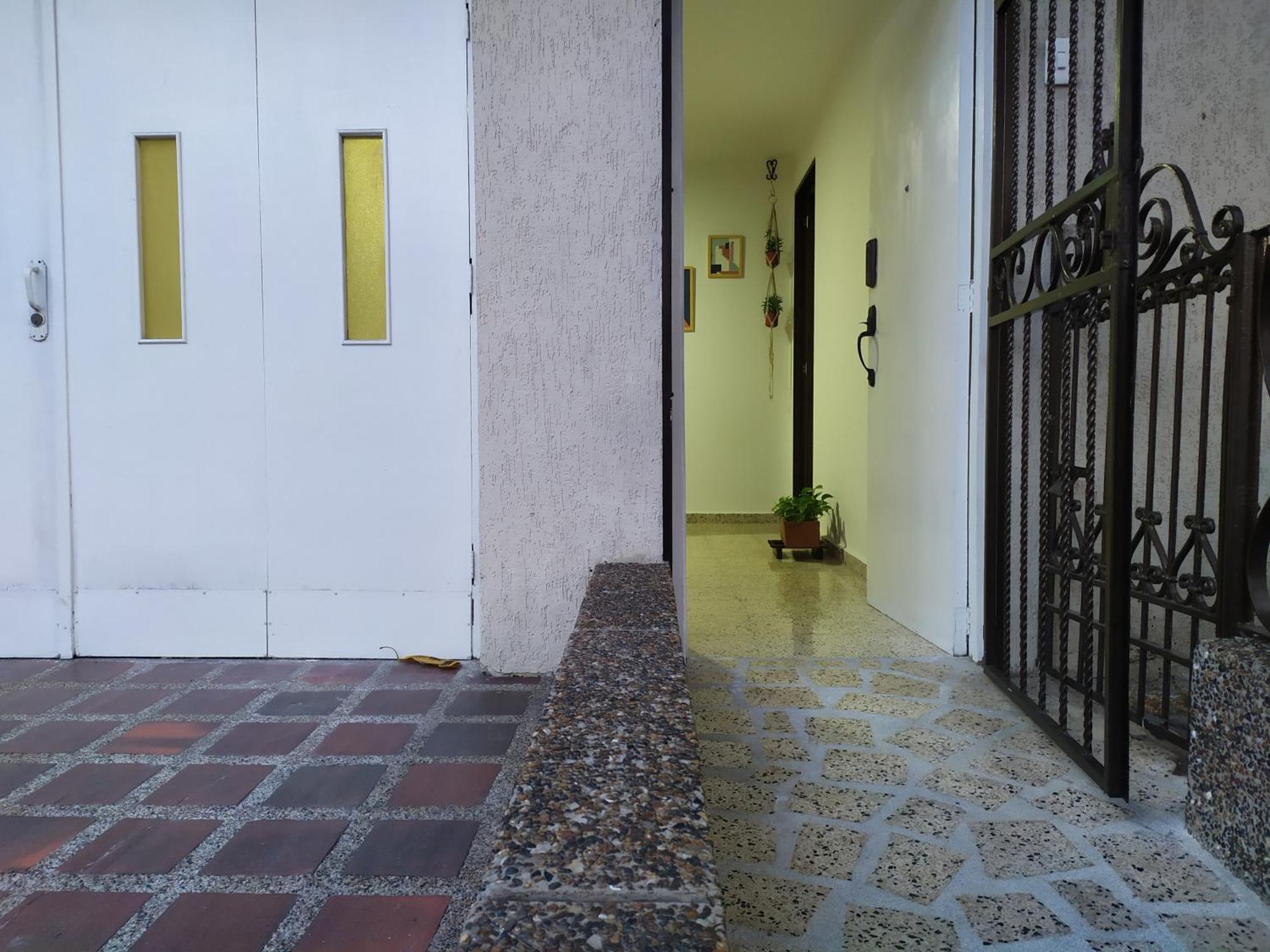Apartamento Casa En Laureles Ideal Familias