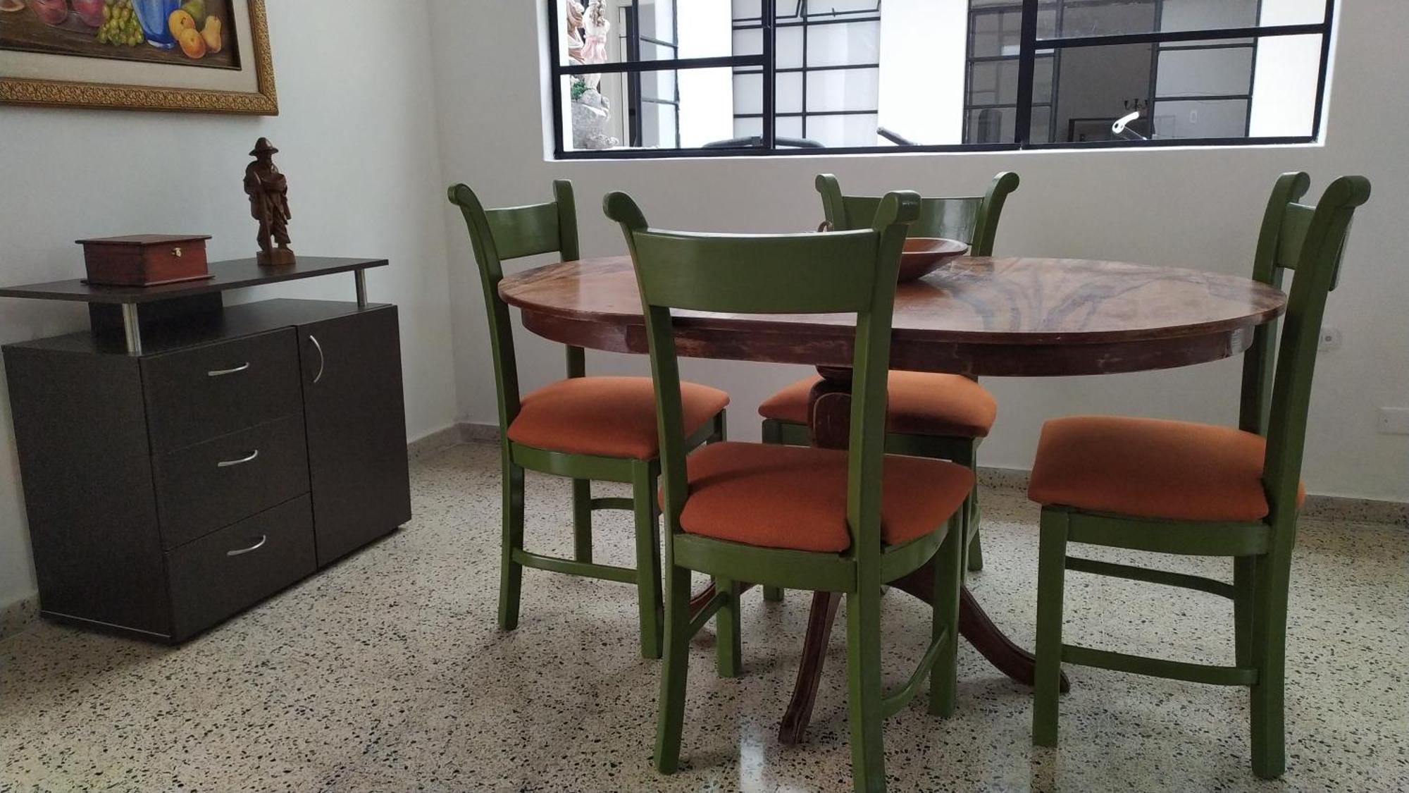 Casa En Laureles Ideal Familias * Medellín