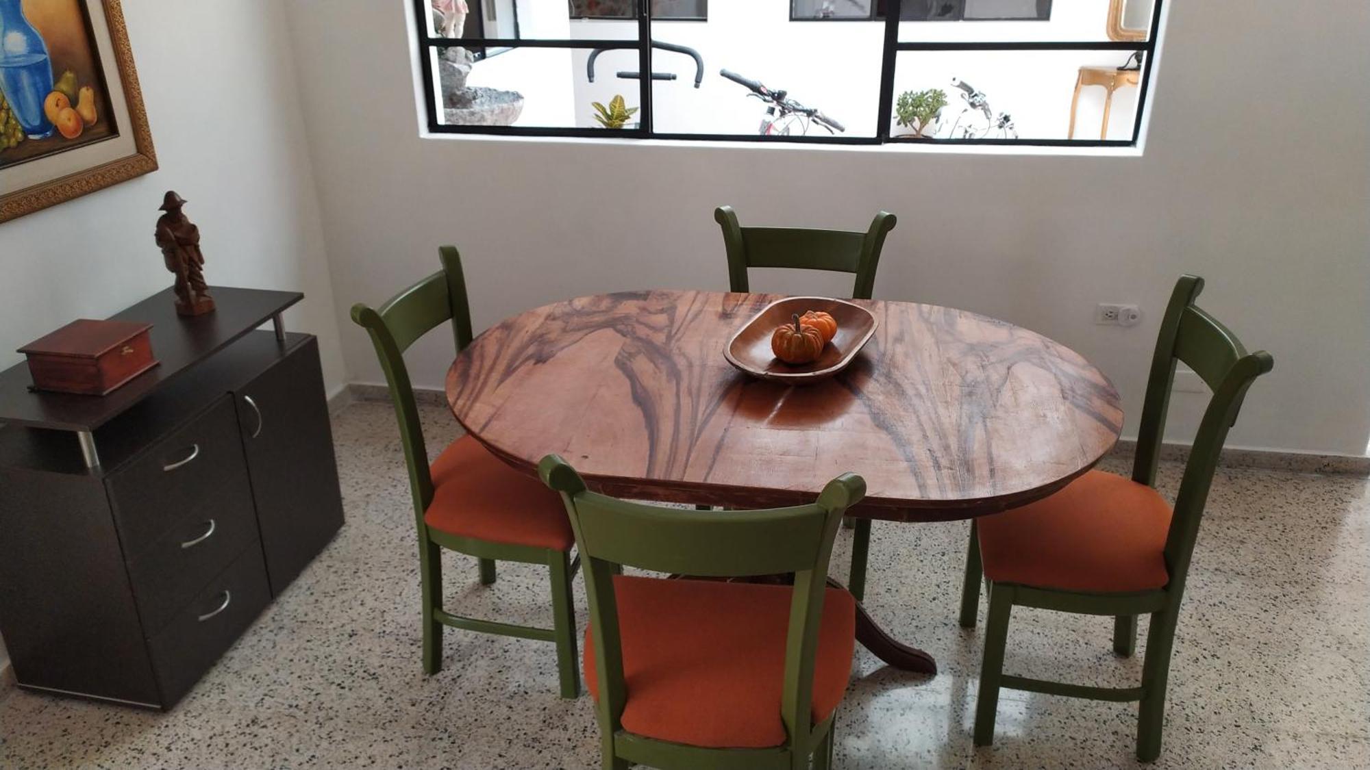 Casa En Laureles Ideal Familias * Medellín