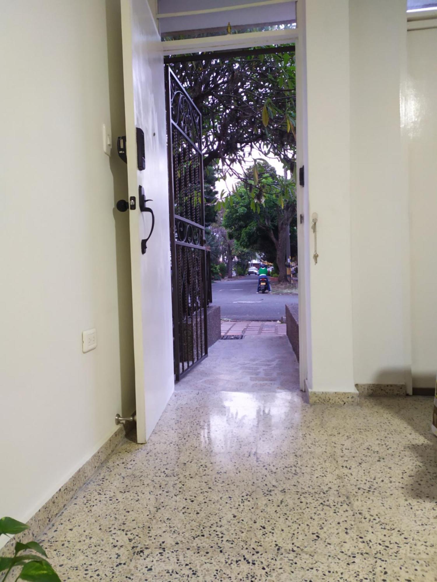 Apartamento Casa En Laureles Ideal Familias Medellín