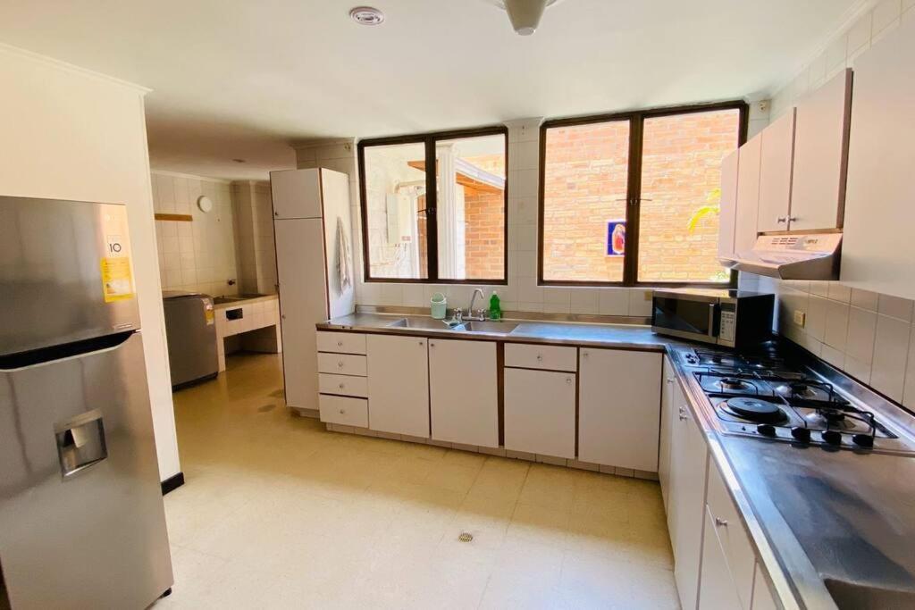 Casa Encanto Laureles! Casa Premium Con Parking- Estadio, Metro Apartamento Medellín