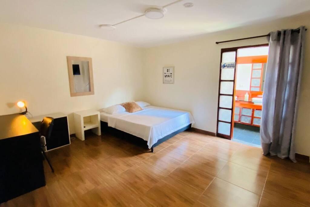 Casa Encanto Laureles! Casa Premium Con Parking- Estadio, Metro Medellín