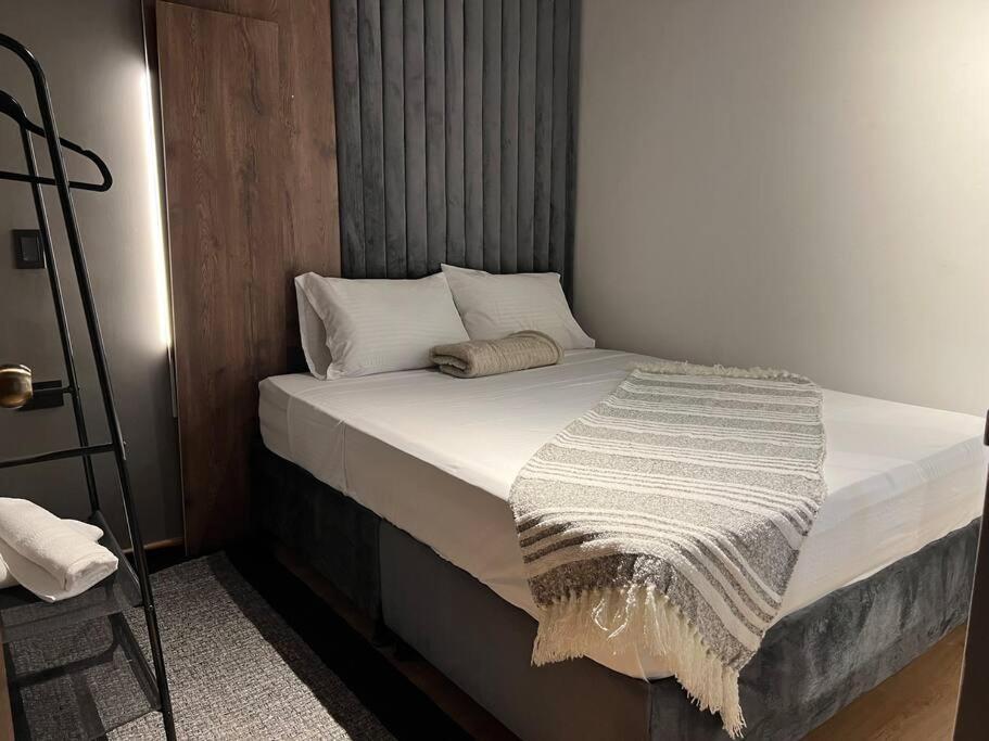 Apartamento Poblado Park Manila Medellín