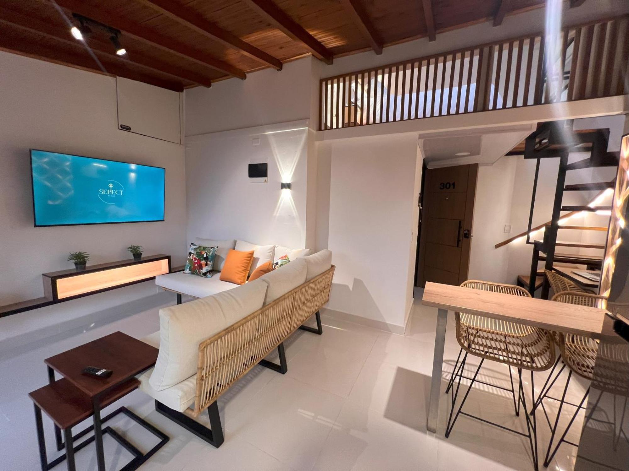 'select' Apartment Medellin