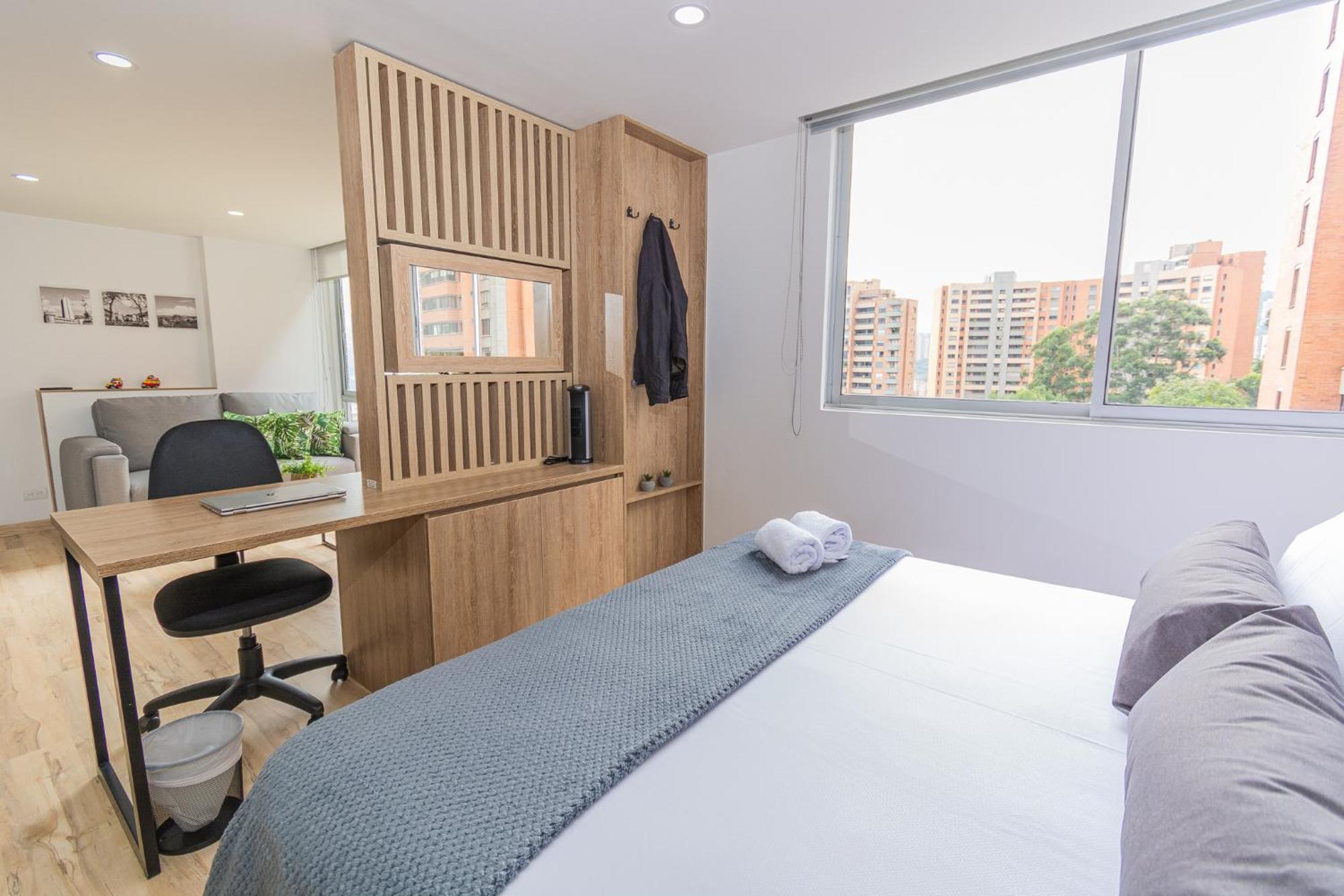 New! Homey Loft El Tesoro-fast Wifi Apartamento *